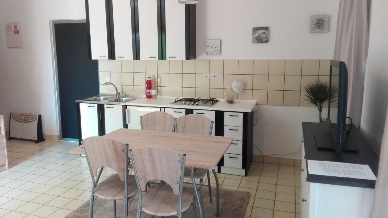 Apartments Eliva Umag Extérieur photo