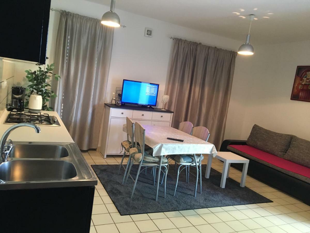 Apartments Eliva Umag Extérieur photo