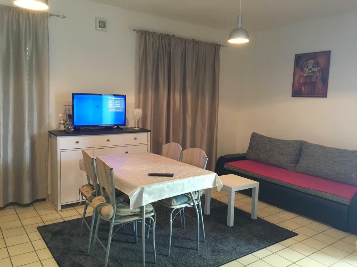 Apartments Eliva Umag Extérieur photo